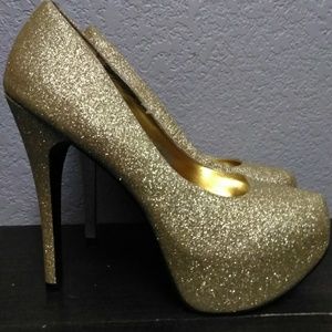 Glitter Gold stilletos